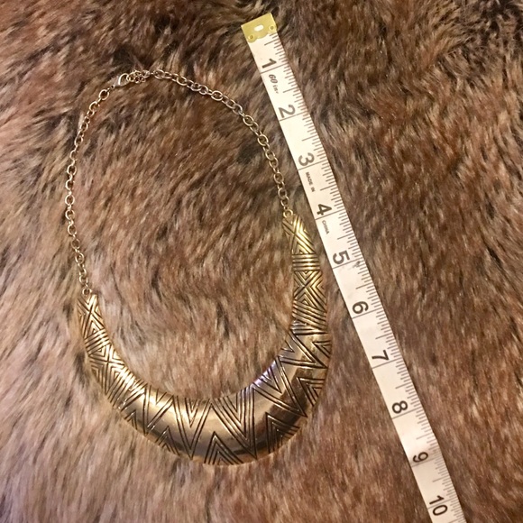 Statement Necklace - Picture 3 of 3